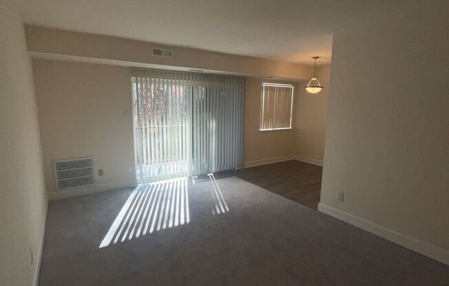 1 bed, 1 bath, 745 sqft, $1,750, Unit 14233-102