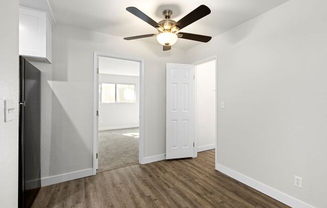 Topanga Apartments Kitchen Area