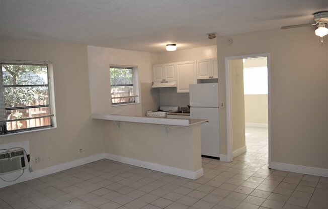 1 bed, 1 bath, 650 sqft, $1,400, Unit 180-04