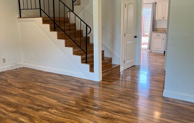 Welcome to the Rossmoor Town Houses, Rossmoor, Seal Beach/Los Alamitos!