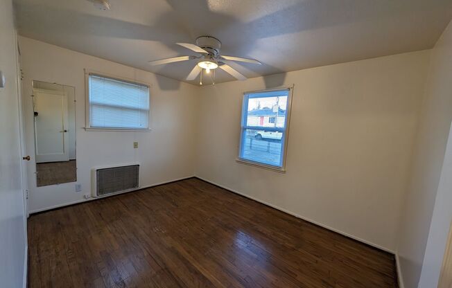 2 beds, 1 bath, $1,785