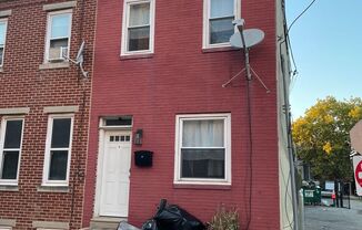 2/3 Bedroom House Near Drexel With Private Backyard Available Now!