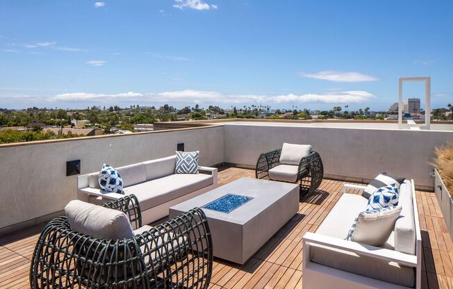 2 beds, 2 baths, 1,023 sqft, $5,485, Unit 406