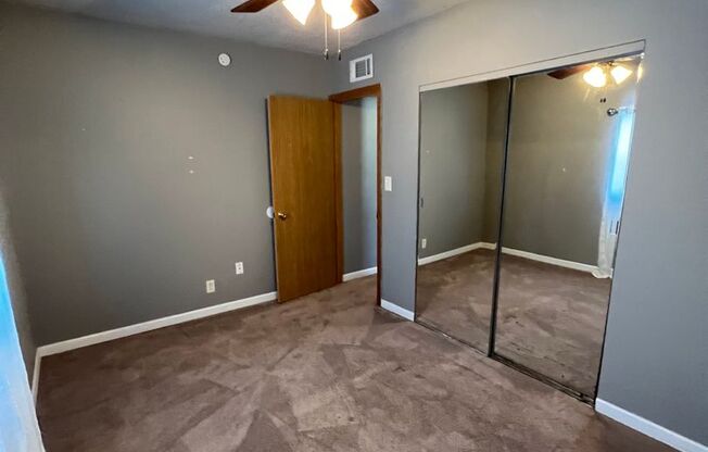 2 beds, 1 bath, $1,025