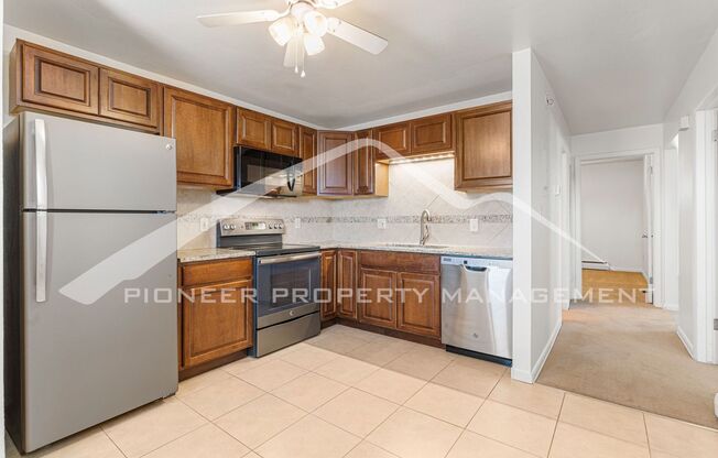 2 beds, 1 bath, $1,775