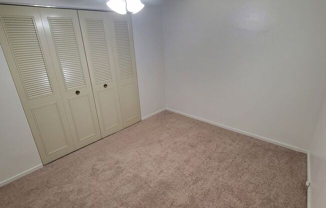 Studio, 1 bath, 465 sqft, $775