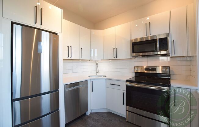 1 bed, 1 bath, 338 sqft, $1,775, Unit 207