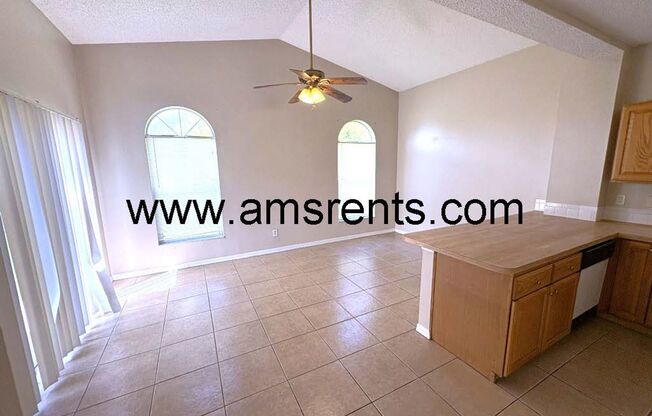 3 beds, 2.5 baths, $2,200