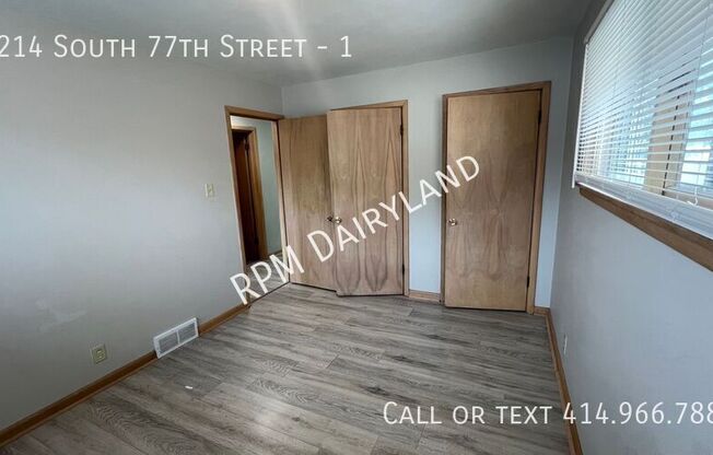 1214 S 77 ST