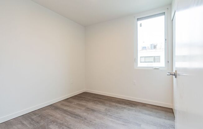 2 beds, 1 bath, 685 sqft, $2,499, Unit 413