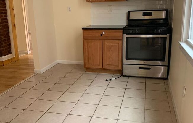 4 beds, 1 bath, $2,150, Unit #1