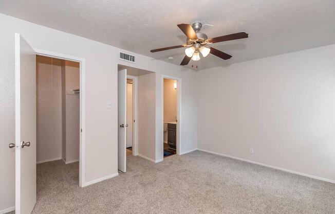 1 bed, 1 bath, 690 sqft, $1,189