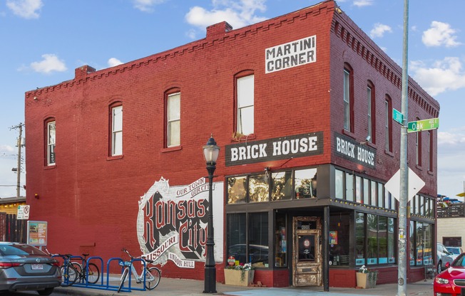 Brick House | Founders at Union Hill | Kansas City, MO Apartments