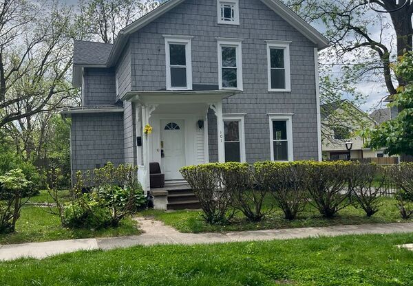 101 COTTAGE ST