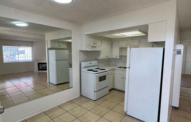 Grand Ave Appartments