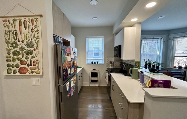 1 bed, 1 bath, 800 sqft, $3,100, Unit 8