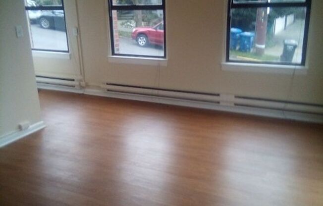 Studio, 1 bath, 495 sqft, $1,750, Unit 07