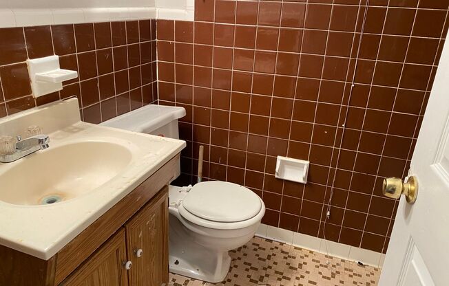 3 bedrooms - West Augusta Rental – (30909) Living room, and den-Convenient location close to shopping downtown,