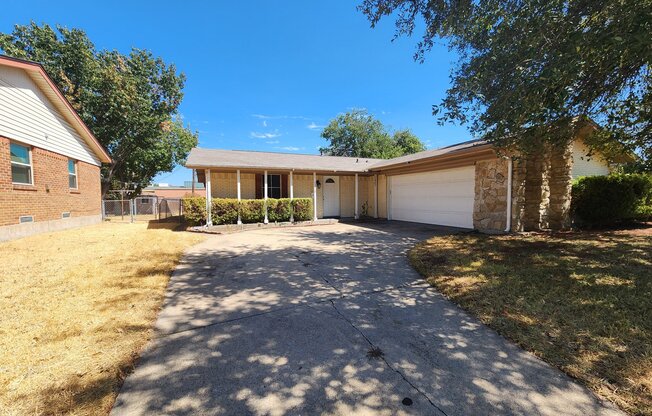 2210 NEWCASTLE DR