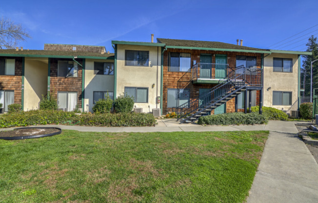 1 bed, 1 bath, 725 sqft, $1,375, Unit 174