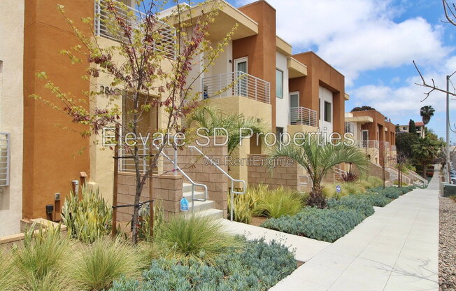 3 beds, 3.5 baths, 1,800 sqft, $4,995