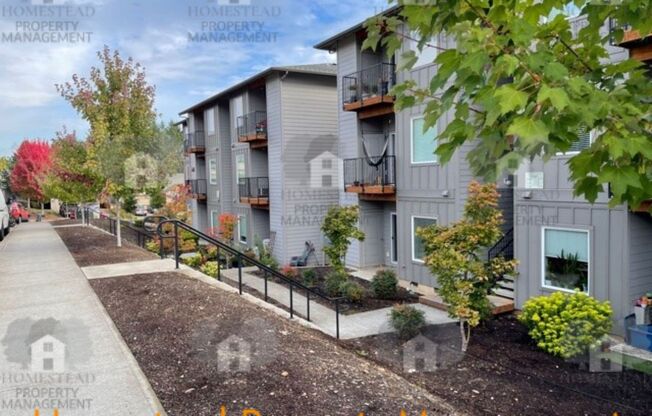 3 beds, 2 baths, 1,100 sqft, $1,550
