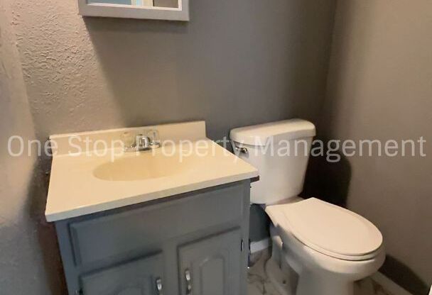 4-bedroom, 2.5-bathroom in Raytown