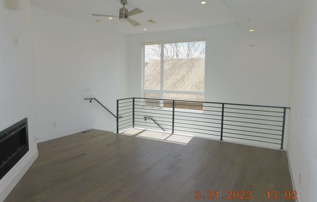 2 Bed/2.5 bath at 7 on Tenn Townhomes in Berkeley District