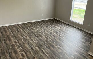 1 bed, 1 bath, 721 sqft, $695, Unit C5