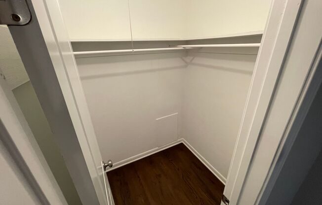 1 bed, 1 bath, 750 sqft, $1,545, Unit E-2