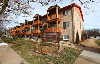 928 N CARTER