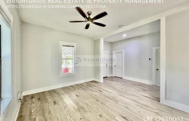 111 W AMELIA AVE