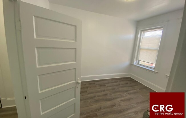 12 CHESTNUT HL AVE