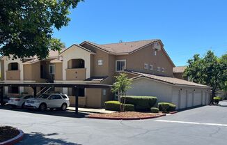 Great Condo in Roseville