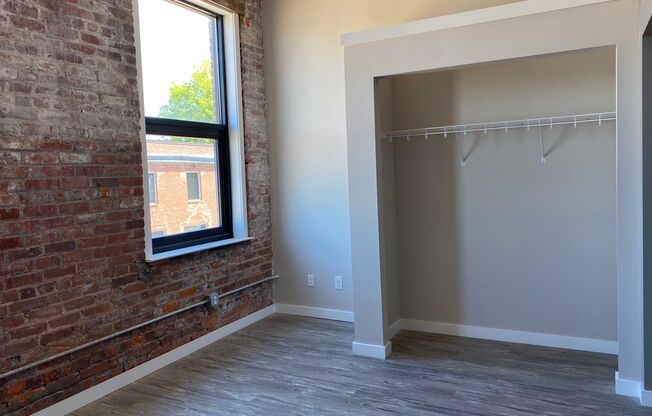 1 bed, 1 bath, 655 sqft, $1,295, Unit 236