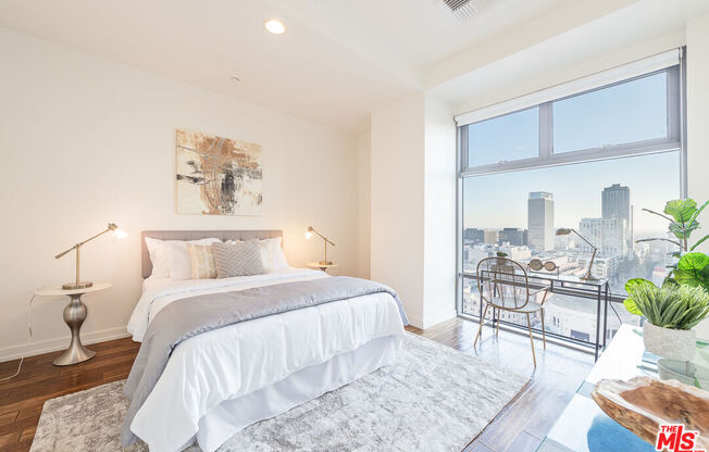 2 beds, 2 baths, 1,200 sqft, $3,900, Unit 1412