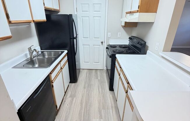 2 beds, 2 baths, 1,055 sqft, $1,200, Unit 1218