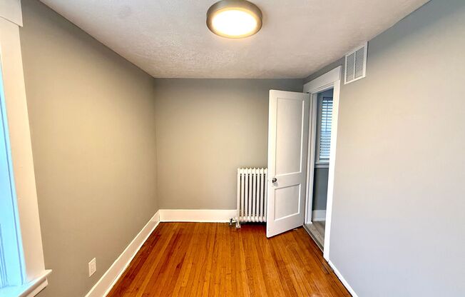 3 beds, 1.5 baths, $1,750, Unit 3801 Jones Street-Unit 6