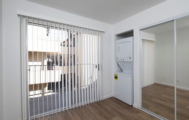 1 bed, 1 bath, 450 sqft, $2,300, Unit 506