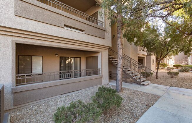 1st floor unit in well maintained gated NW community with pool and spa