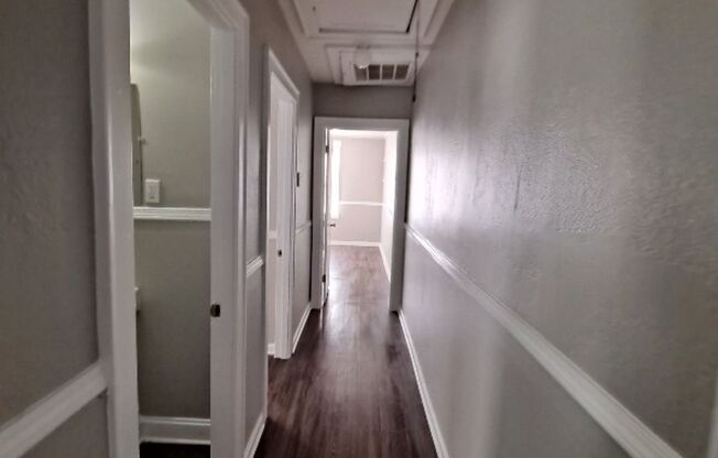 Welcome to 927 Maple Dr in Memphis, TN!