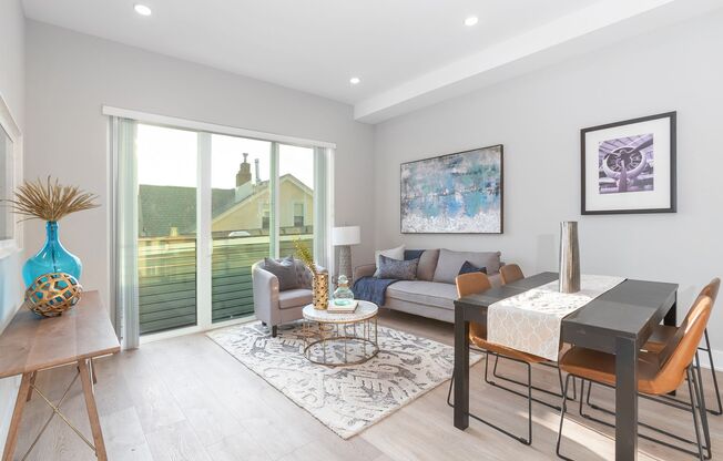Washington Court (52 W)