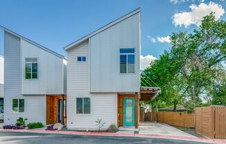 MODERN SOUTHTOWN 2-BEDROOM