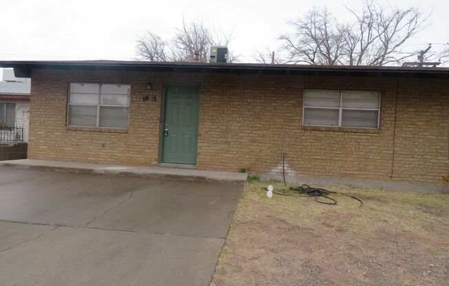Clean 3 Bedroom 2 Bath Home For Rent