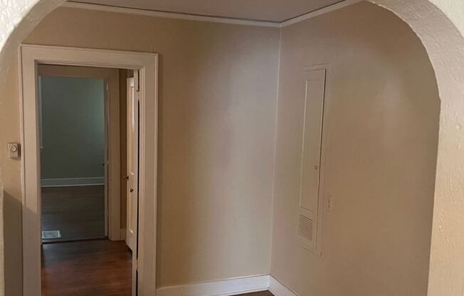 1 bed, 1 bath unit in Vollintine Evergreen Historic District
