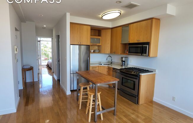 1 bed, $3,250, Unit 5B