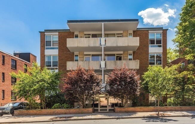 100 Marion St 23