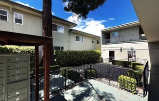 Spacious Apartment Homes | Close to Downtown Oakland