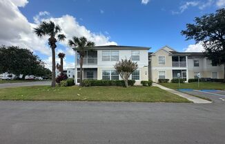 Second Floor 2 Bedroom, 2 Bath in Orlando - Priced to Rent!