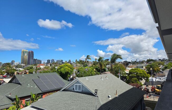 Studio, 1 bath, 327 sqft, $1,790, Unit 308